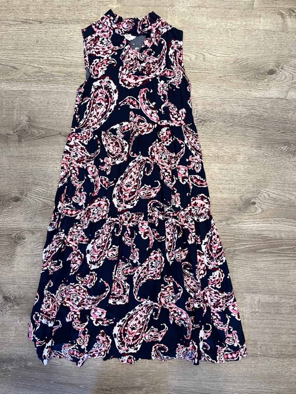 Crown & Ivy Elegant Paisley Maxi Dress in Pink and Blue Size S